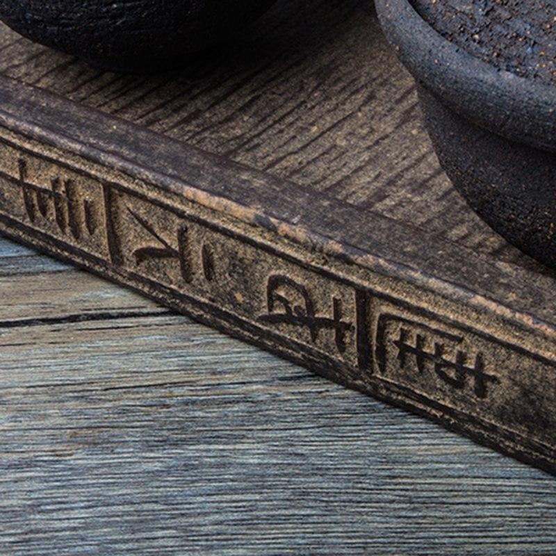 Vase Tora Osaka Street Market