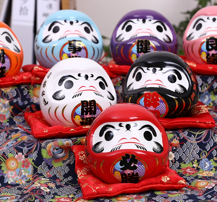 Daruma Kakashi Osaka Street Market