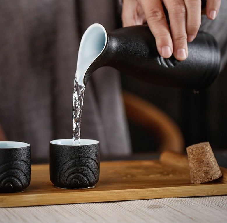 Sake Set Ishikari (2 Colors) Osaka Street Market