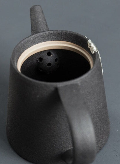 Tea Pot Ryuu Osaka Street Market