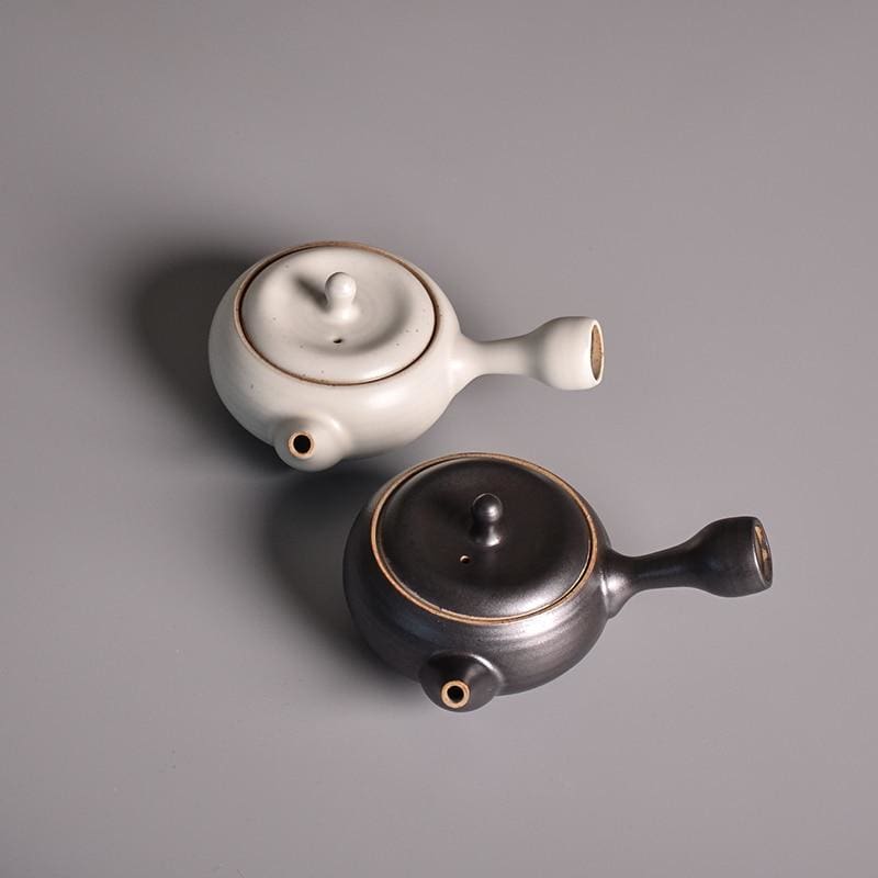 Teapot Kazasi ( 2 colors) Osaka Street Market