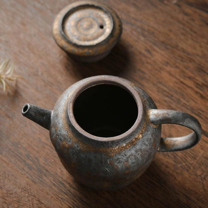 Teapot Kumi Osaka Street Market